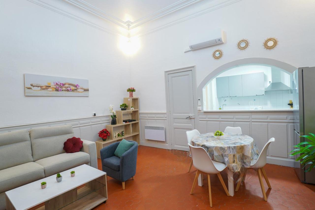 Appartement Du Forum,La Gare, 50 M2 , Climatisation, Garage, Cour ナルボンヌ エクステリア 写真
