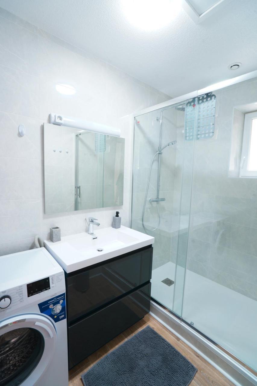 Appartement Du Forum,La Gare, 50 M2 , Climatisation, Garage, Cour ナルボンヌ エクステリア 写真